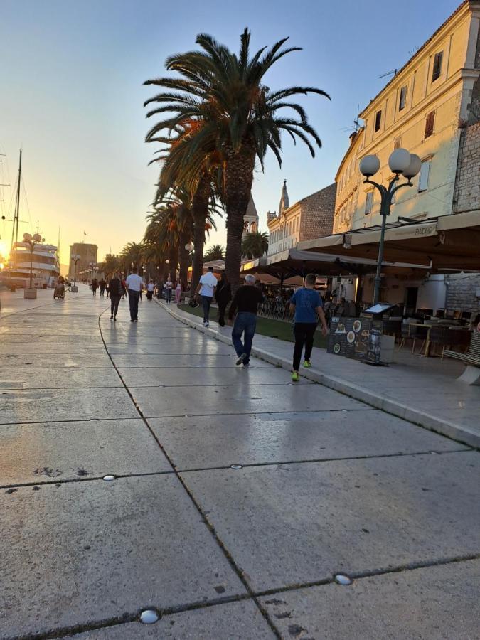 Apart Sa Terasom 250M Od Plaze,Parking,Wi Fi,Rostilj Trogir Exterior foto